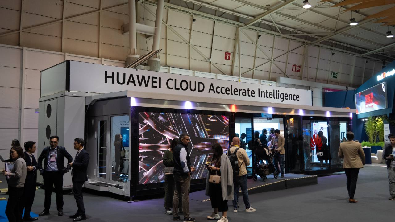 Huawei Cloud booth and business conversations at Web Summit